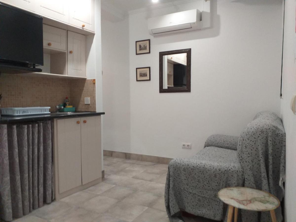 Malaga Ensuites City Centre Экстерьер фото
